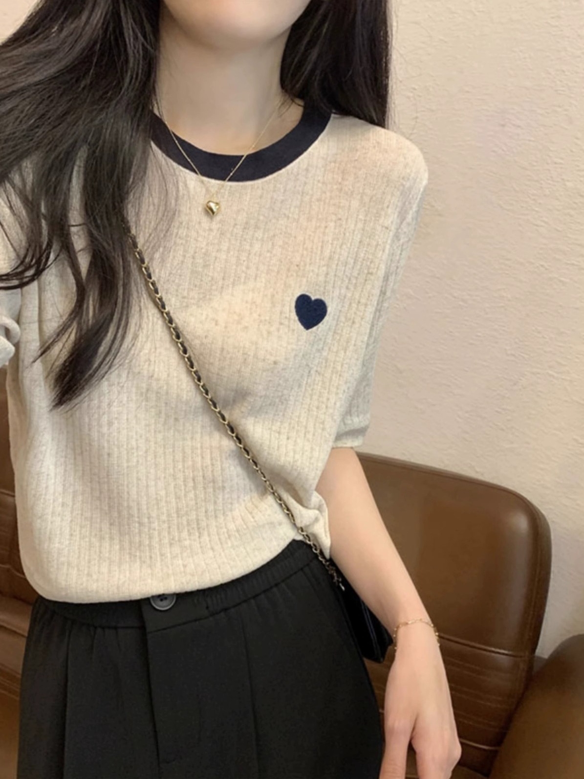 Knit Short Sleeve T-Shirt Wome - đánh giá và giá Embroidery Design Love