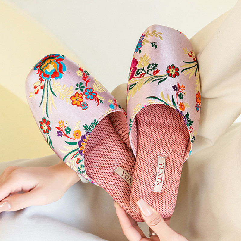 Elegant Chinese Style Embroide - đánh giá và giá Embroidery Yes