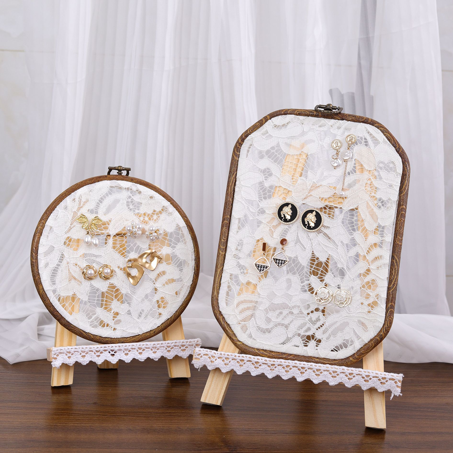 Vintage Lace Embroidery Hoop E - đánh giá và giá Embroidery Photoshop