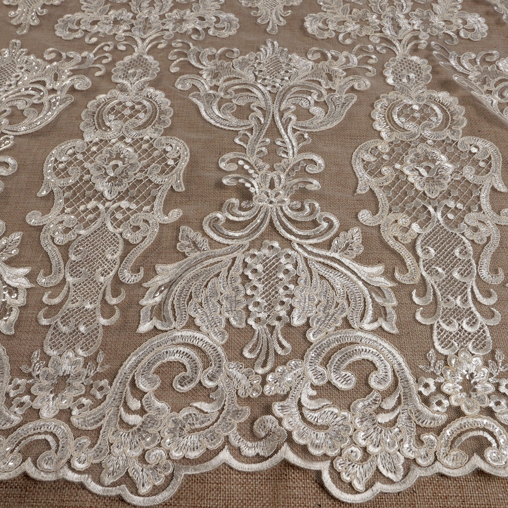 HelluyerDc ivory,black sequins - đánh giá và giá Embroidery Software